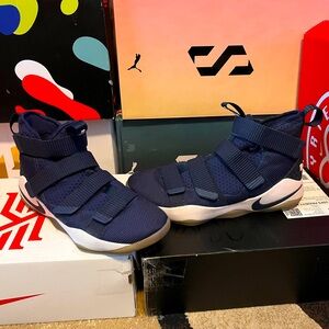 Nike Lebron Soldier 11 “TEAM BLUE” Men’s Size 11